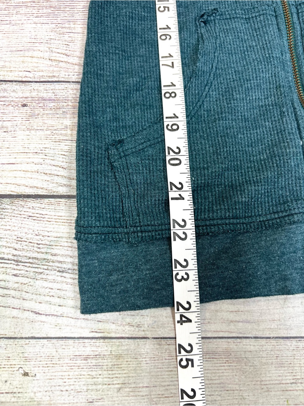 Scrapbook Green Teal Thermal Skull Floral 3/4 Sleeve Sweater Size M Y2K Grunge - Picture 10 of 10